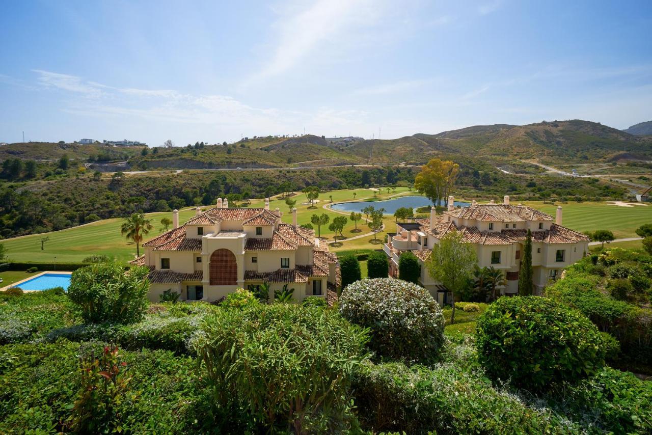 Capanes Del Golf Apartment Benahavis Exterior photo