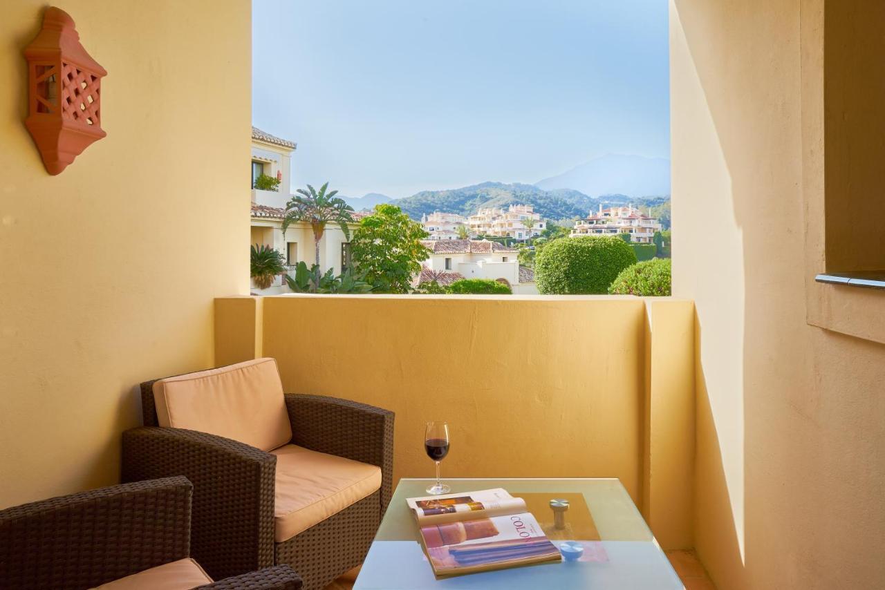 Capanes Del Golf Apartment Benahavis Exterior photo